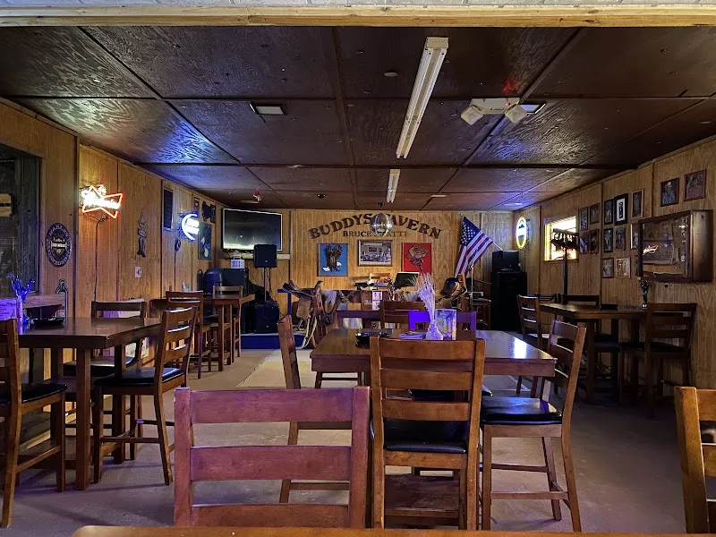 Buddys Tavern