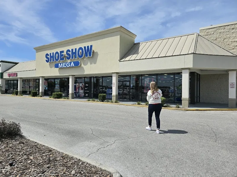 Kelly's Half Shell Pub