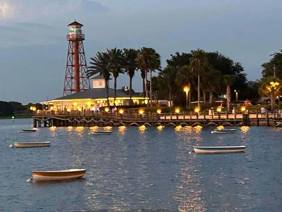 Lighthouse Point Bar & Grill