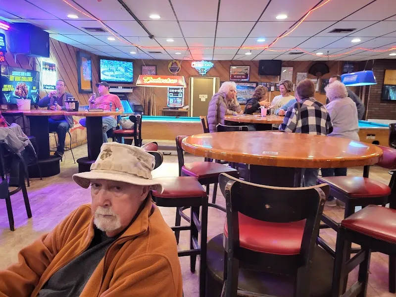 Savages Bar and Grill