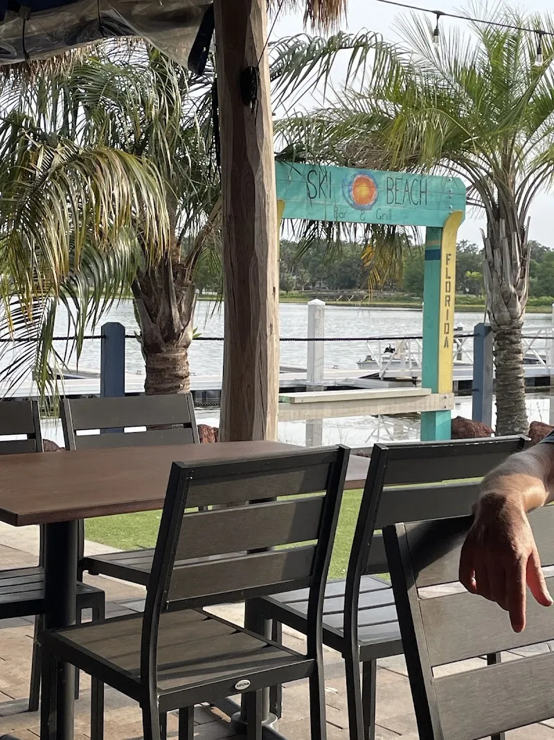 Ski Beach Bar and Grill